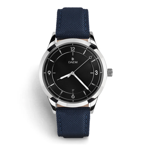 DAEM - Royal x Blue - From our Classic Collection. - - #DAEM #quartzwatch  #minimalstyle design #watchgame #watchstyle #watchtime #timepieces #watches  #watchful #dailywatch #williamsburg #brooklyn #watchaddict #watchgram |  Facebook